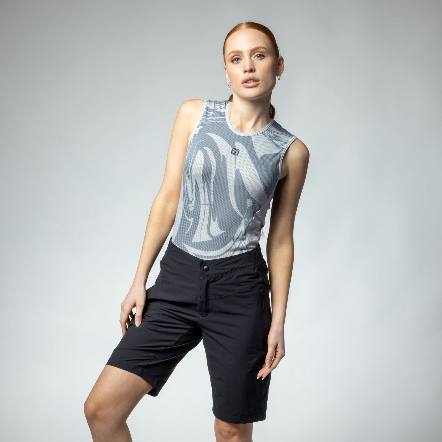 SIERRA WOMEN'S GRAVEL SHORT