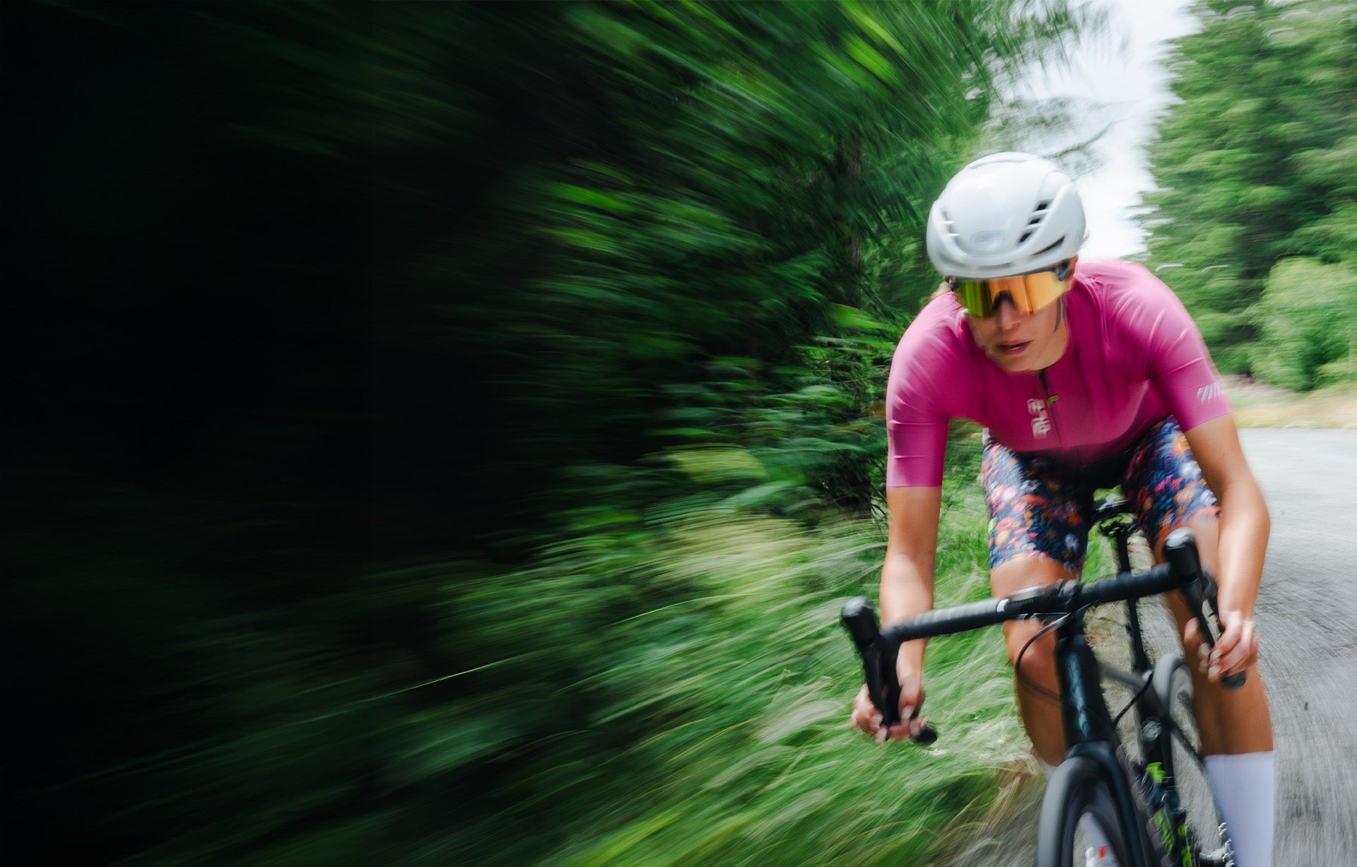 Collection Women’s Road Cycling Apparel banner image 1